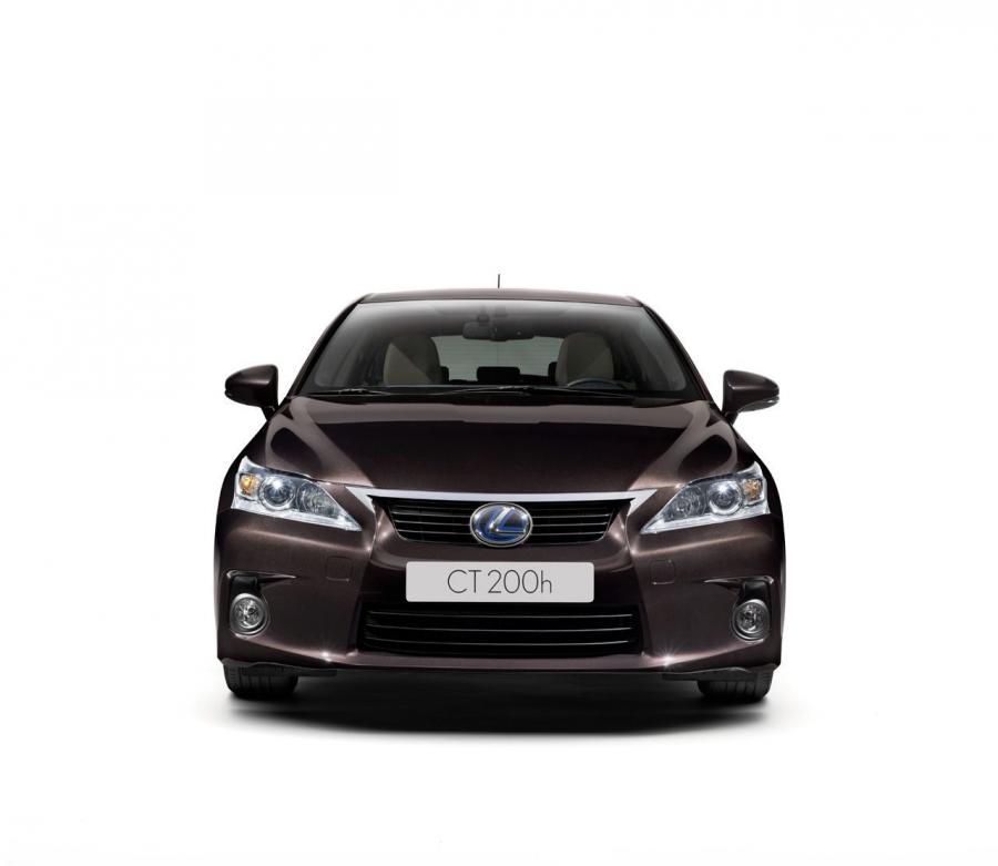  Lexus CT200h 2010 года  (фото 188 из 266)